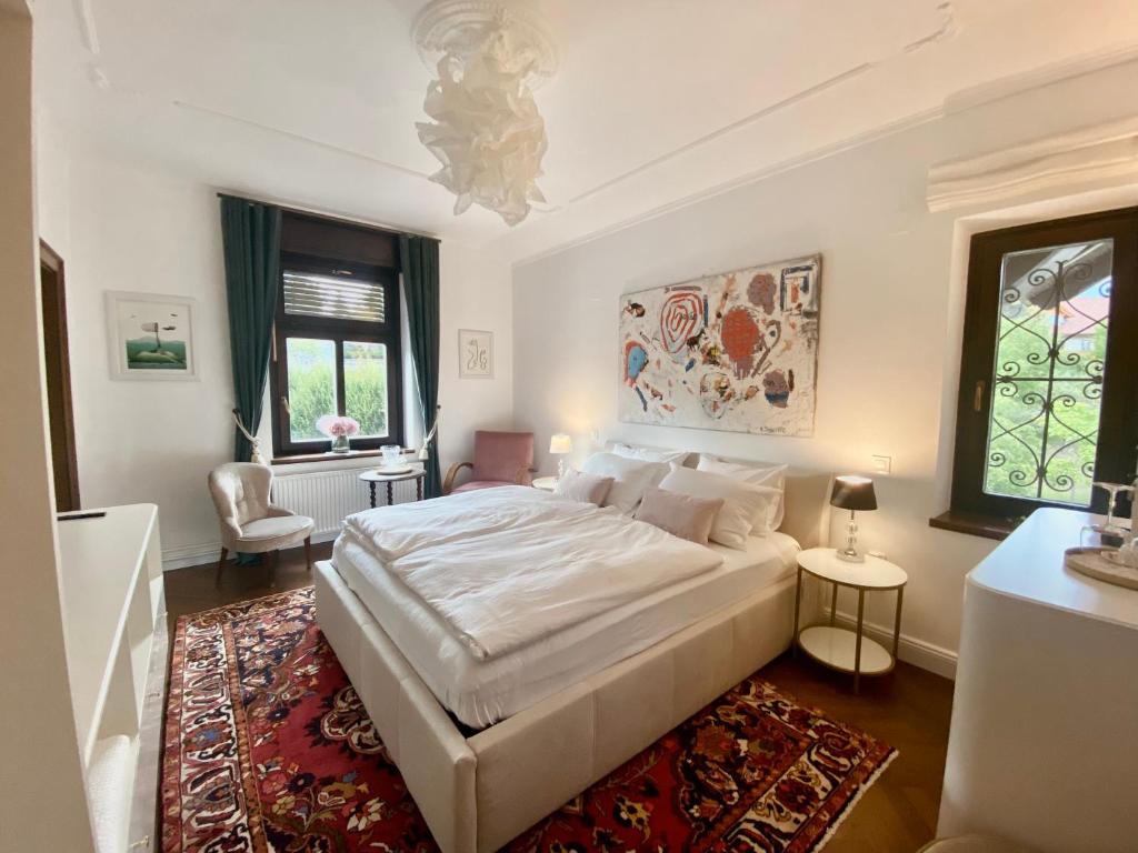 Bedroom 101 — Deluxe Double Room